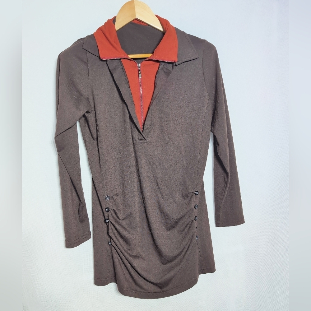 Mbonita Alina Double Collar Sz XL Brown and Red Women's Top